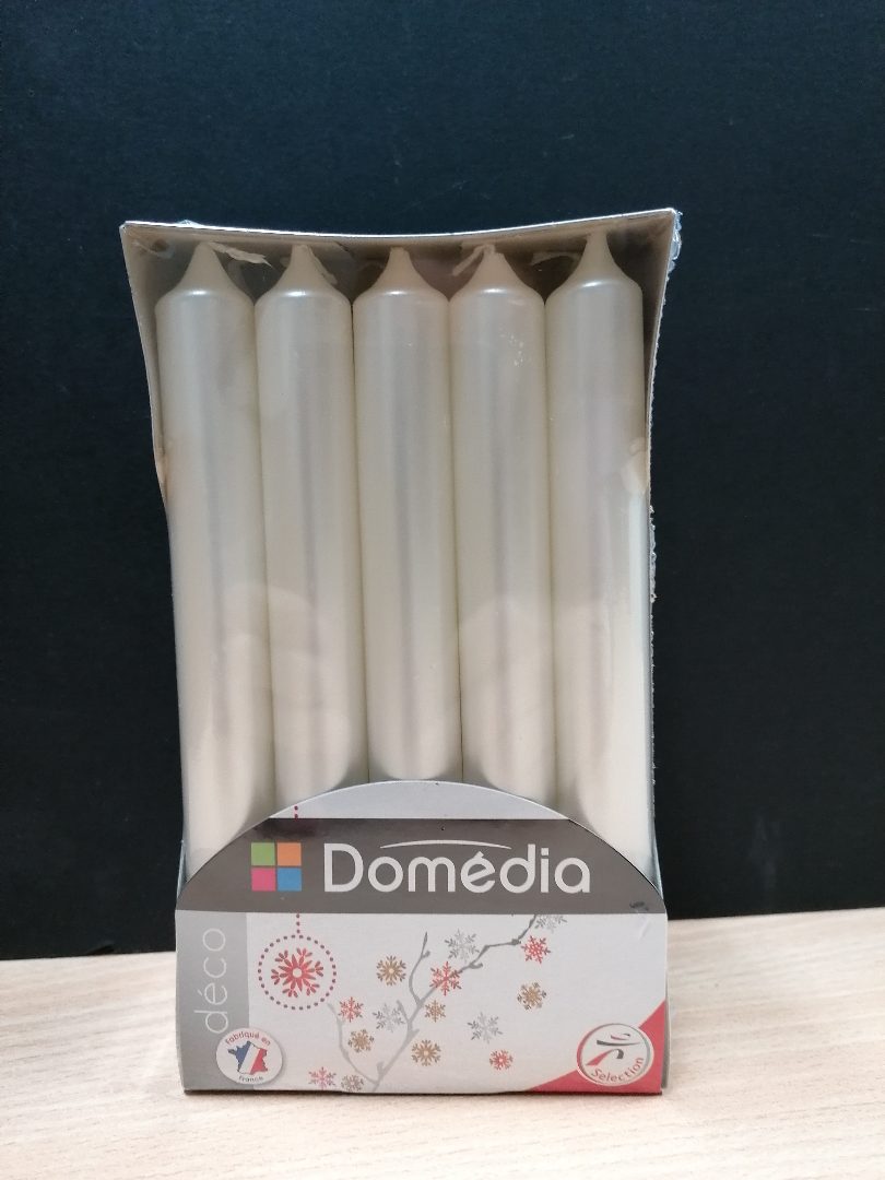 10 bougies cylindriques Domédia : photo du produit rappelé le 12/12/2024