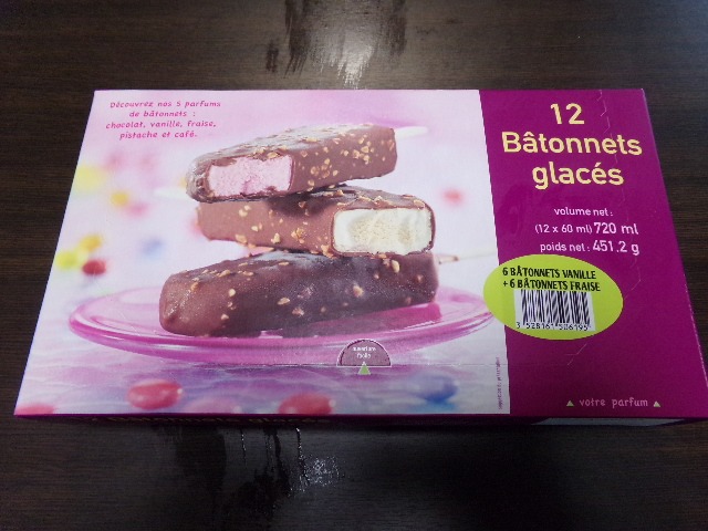 12 bâtonnets glacés - 6 bâtonnets vanille et 6 bâtonnets fraise : photo du produit rappelé le 23/02/2022