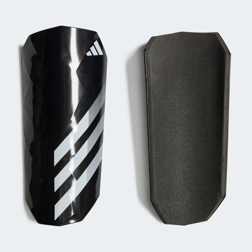 Adidas protege tibias ad black/white/white predator sg club : photo du produit rappelé le 17/11/2023