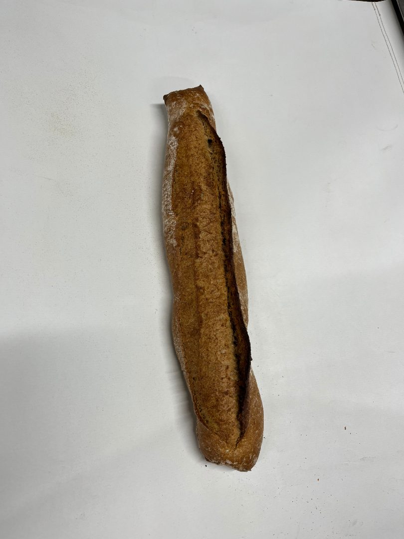 Baguette complete / mini pain E.Leclerc la Crau - les Mains Dans la Pâte : photo du produit rappelé le 06/12/2022