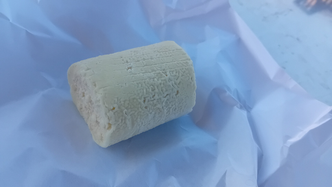 Bûche mixte brebis-chèvre bio du lot lm05-03 La Bergerie des Arbolets : photo du produit rappelé le 17/03/2025