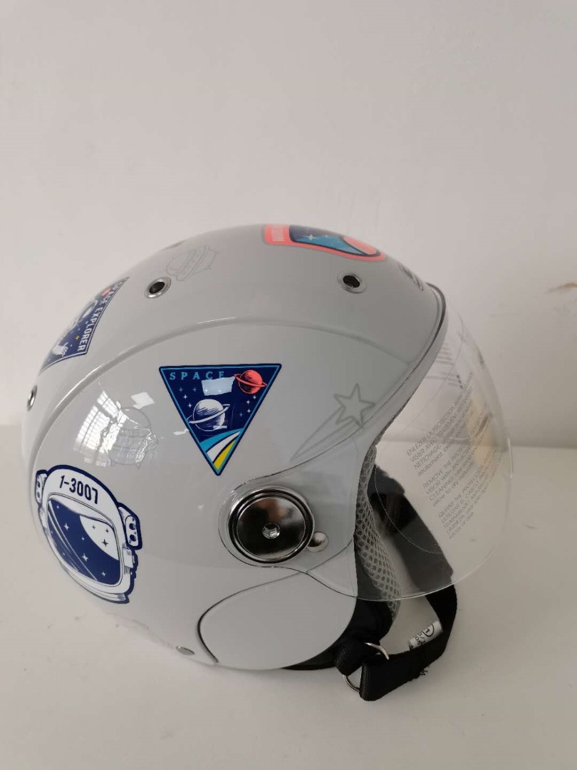 Casque jet junior space S-Line - Sifam : photo du produit rappelé le 06/10/2021