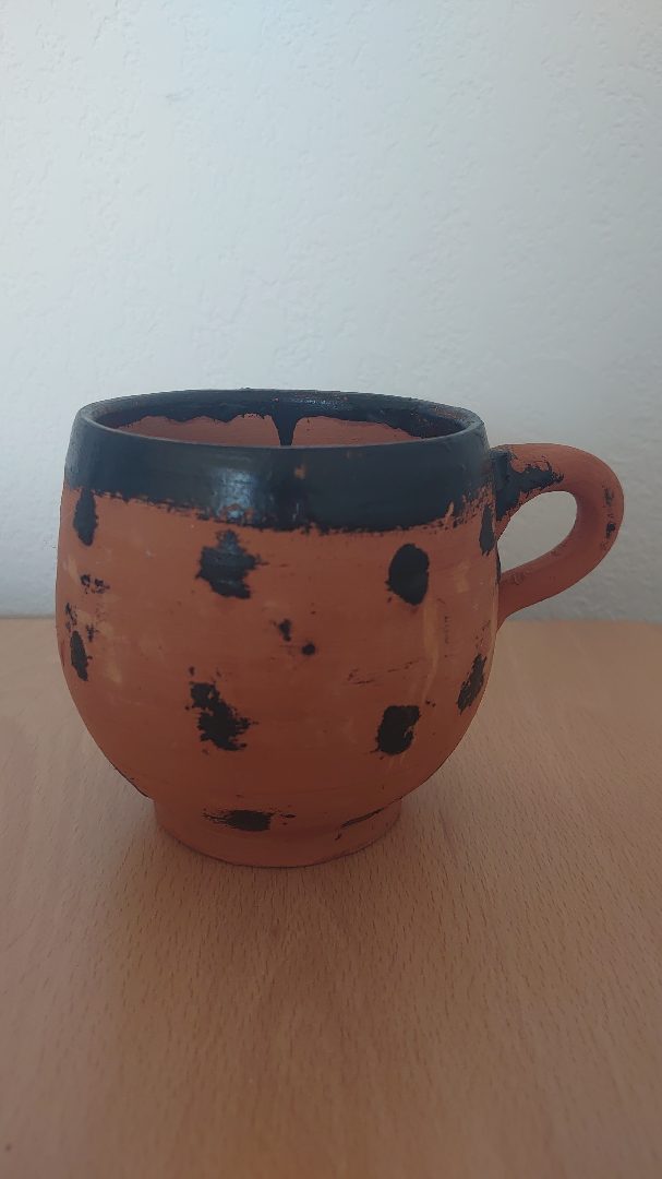 Céramique - tasse terre cuite non vernie : photo 3 sur 4 du produit rappelé le 12/09/2025