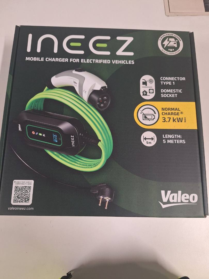 Chargeur mobile Valeo : photo du produit rappelé le 23/12/2024