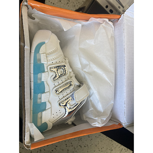 Chaussures pour enfants Xmgolong : photo du produit rappelé le 08/05/2026
