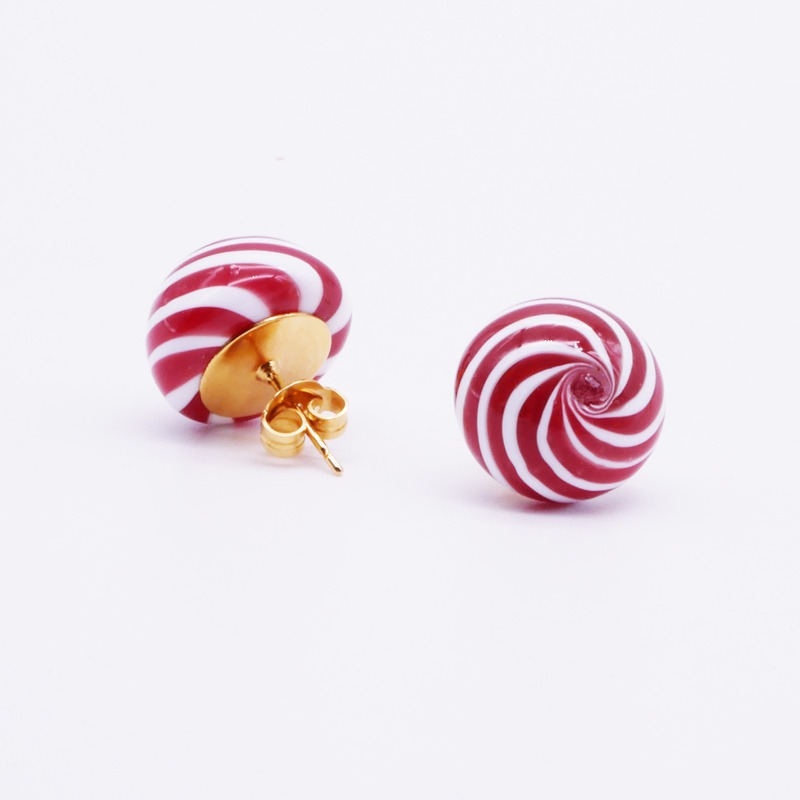 Clou d'oreille berlingot en métal couleur or Milodina : photo du produit rappelé le 18/10/2021