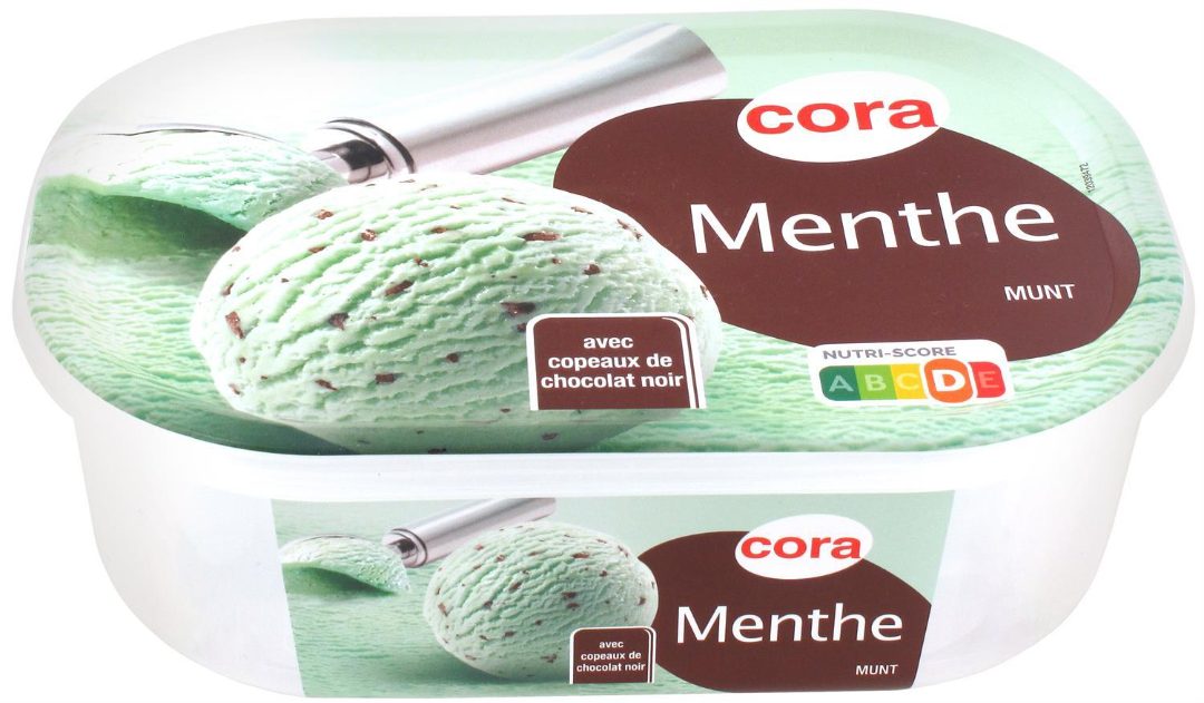 Crème glacée menthe avec copeaux de chocolat bac 1l Cora : photo du produit rappelé le 29/07/2021