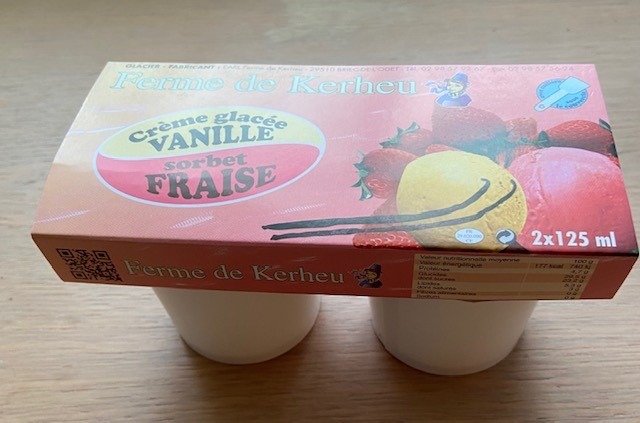 Crème glacée vanille / fraise Ferme de Kerheu : photo du produit rappelé le 24/02/2022