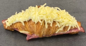 Croissant jambon emmental : photo du produit rappelé le 31/07/2025