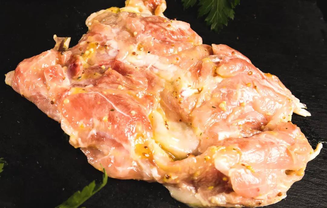 Cuisses de poulet desossées mariné au curry Happy Trading KPS Food : photo du produit rappelé le 05/12/2024