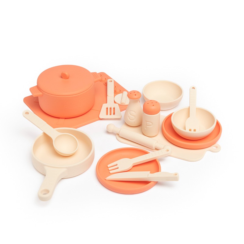 Dinette en silicone Ratatam : photo du produit rappelé le 08/10/2025