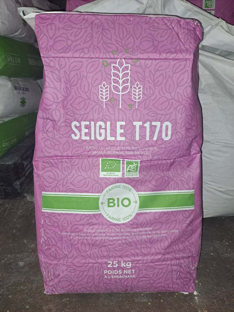 Farine de seigle bio t170 Les Moulins Familiaux : photo du produit rappelé le 21/01/2025