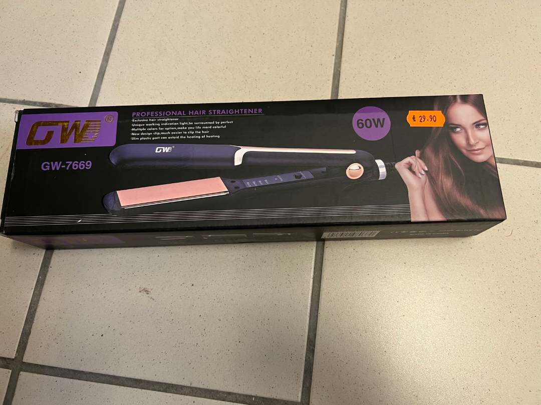 Fer a lisserpour cheuveux GW : photo du produit rappelé le 11/10/2022