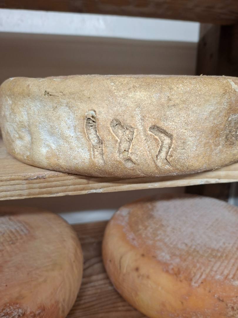 Fromage au lait cru vache : photo du produit rappelé le 16/03/2026