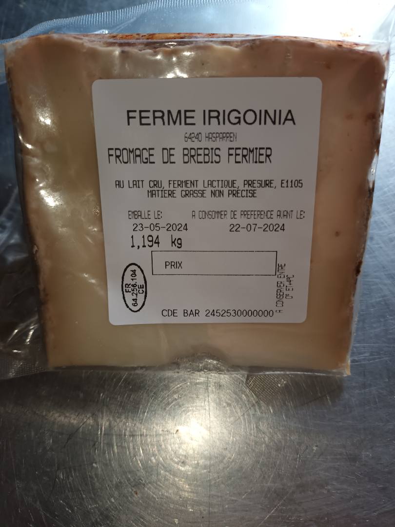 Fromage de brebis fermier au lait cru Ferme Irigoinia : photo du produit rappelé le 27/05/2024