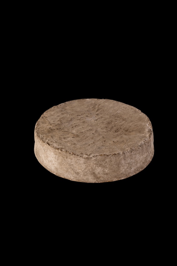Fromage fermier au lait cru Neutre / Sans Marque : photo du produit rappelé le 25/11/2024