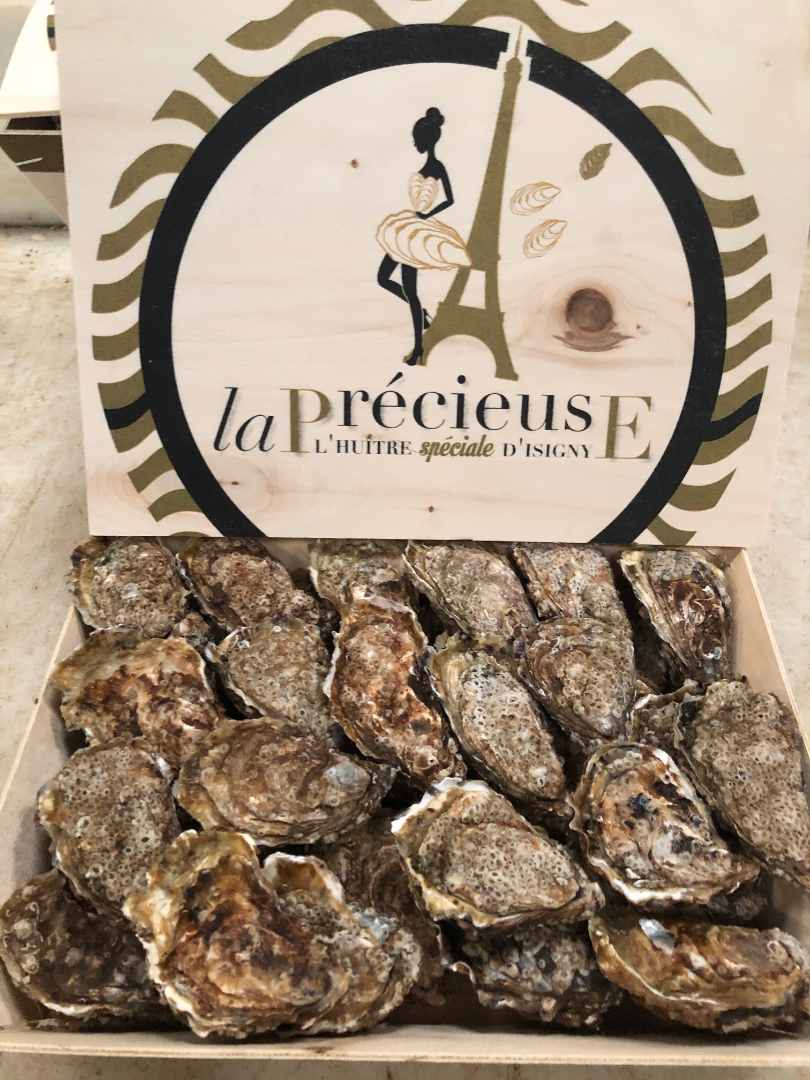 Huîtres spéciales d'isigny La Précieuse : photo du produit rappelé le 02/01/2024