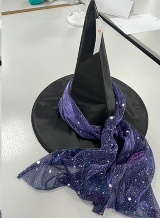 Hw witch hat Claire's : photo 2 sur 2 du produit rappelé le 12/01/2024