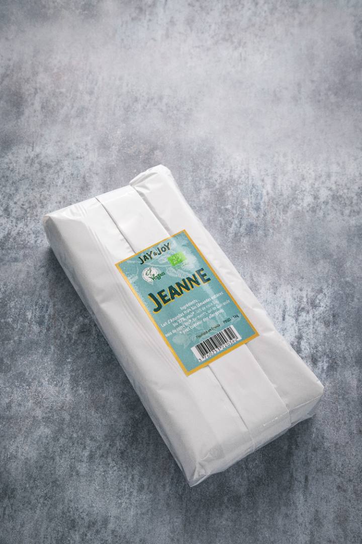 Jeanne 1kg - spécialité végétale au lait d'amande Jay&Joy : photo du produit rappelé le 23/01/2023