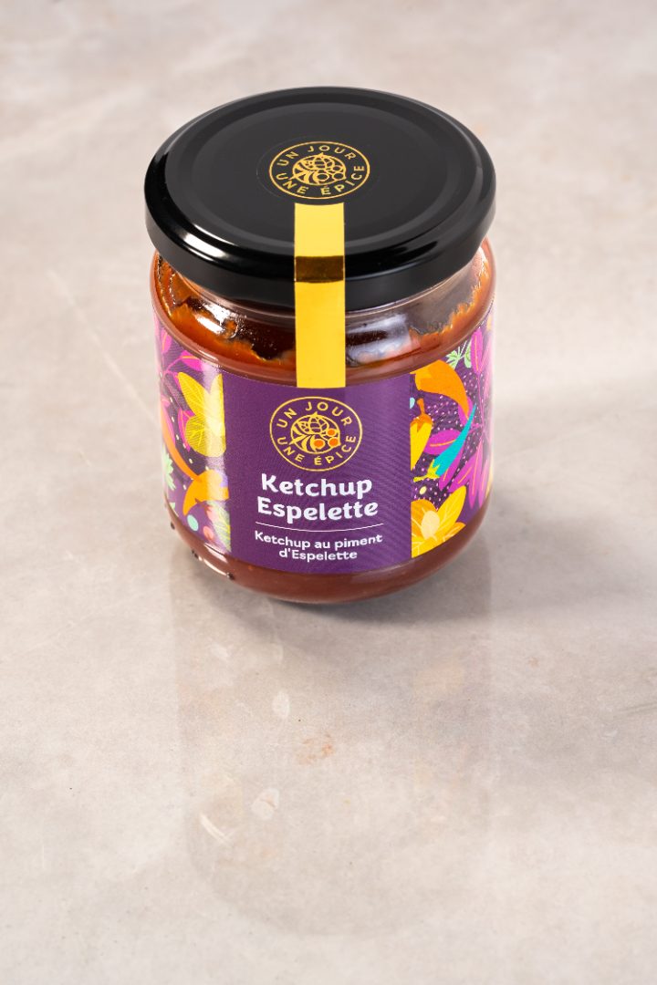 Ketchup piment espelette - ketchup barbecue Un Jour Une Épice : photo 2 sur 2 du produit rappelé le 05/09/2024
