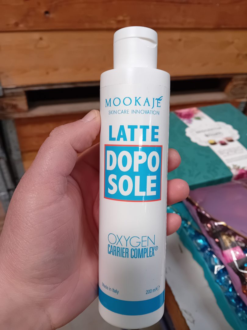 Lait pour le corps après soleil Mookaje : photo 1 sur 3 du produit rappelé le 16/05/2025
