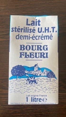 Lait sterilise uht demi ecreme bourg fleuri : photo du produit rappelé le 15/06/2022