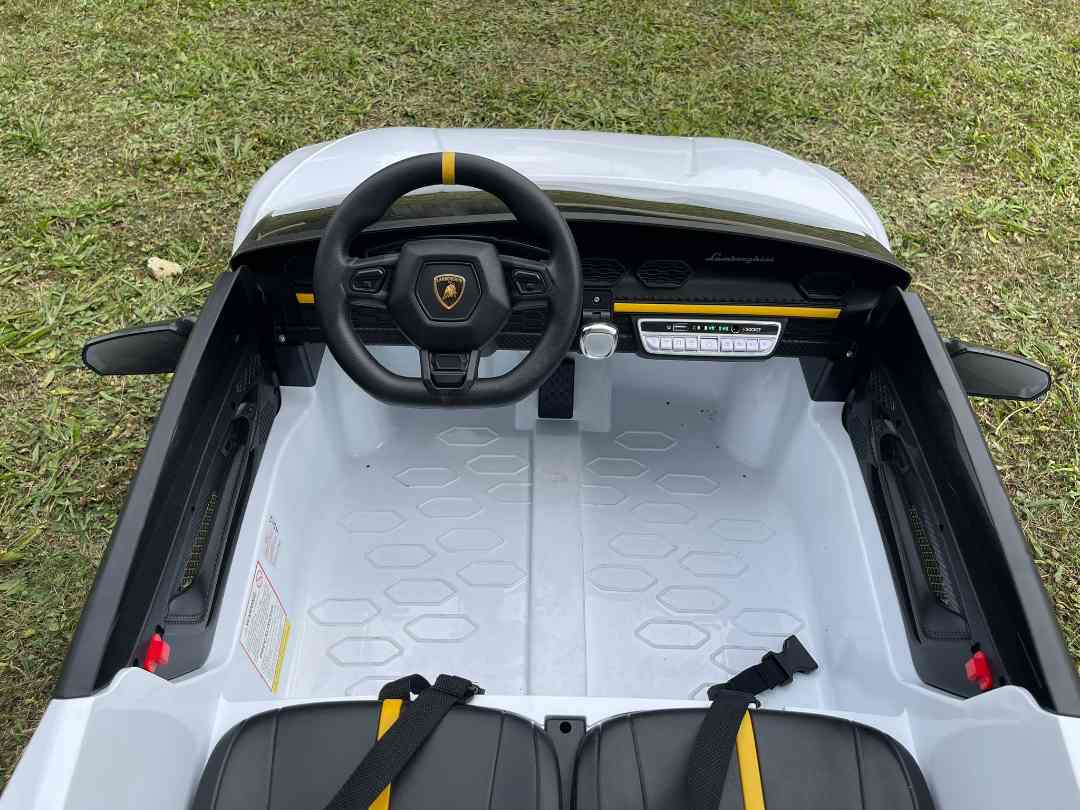 Lamborghini huracan performante spyder : photo 4 sur 5 du produit rappelé le 10/08/2026