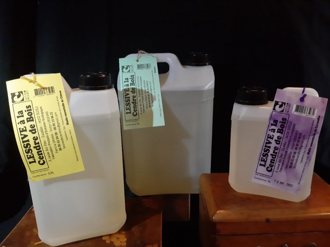 Lessive à la cendre de bois A Cause des Fées : photo du produit rappelé le 06/01/2026