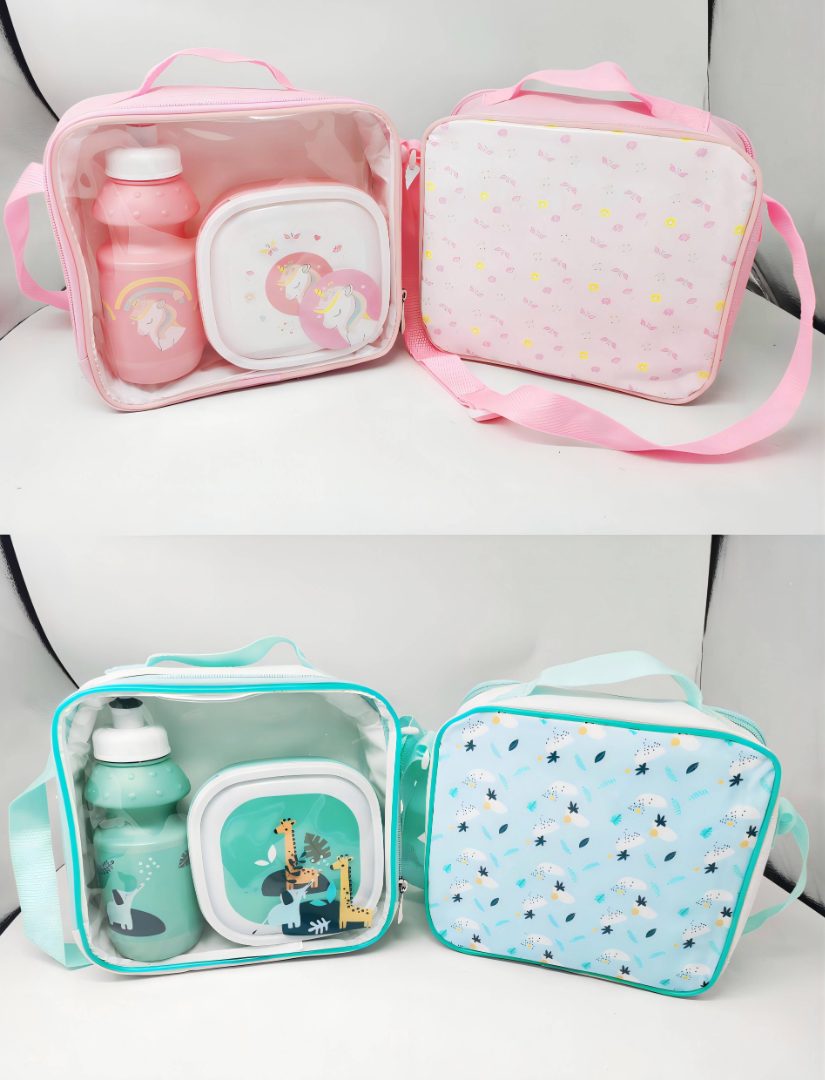 Lunch bag avec lunchbox et gourde plastique repas enfant Apoint : photo du produit rappelé le 09/09/2025