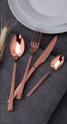 Menagere 16 pieces Crofton : photo du produit rappelé le 24/12/2024