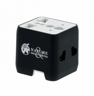 Mini adaptateur de voyage - 52148050 Nature & Découvertes : photo du produit rappelé le 22/04/2021