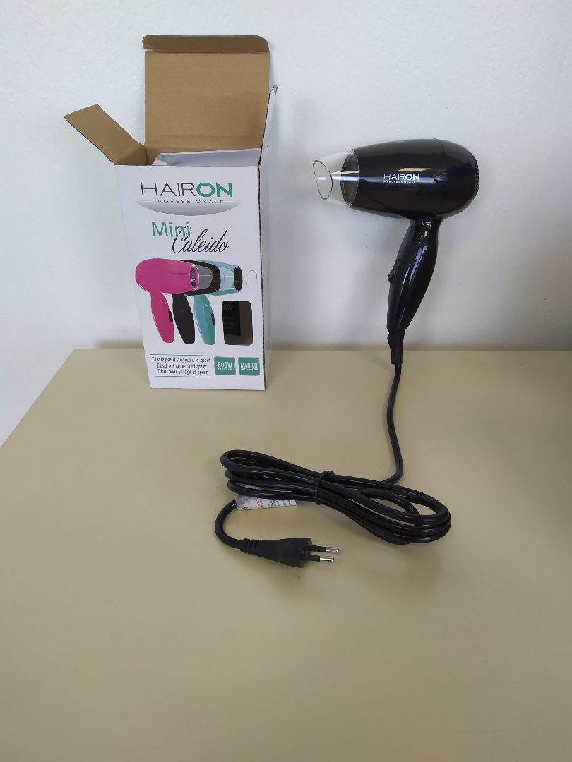 Mini seche cheveux caleido 800w Hair On Professionale : photo 2 sur 4 du produit rappelé le 19/01/2023