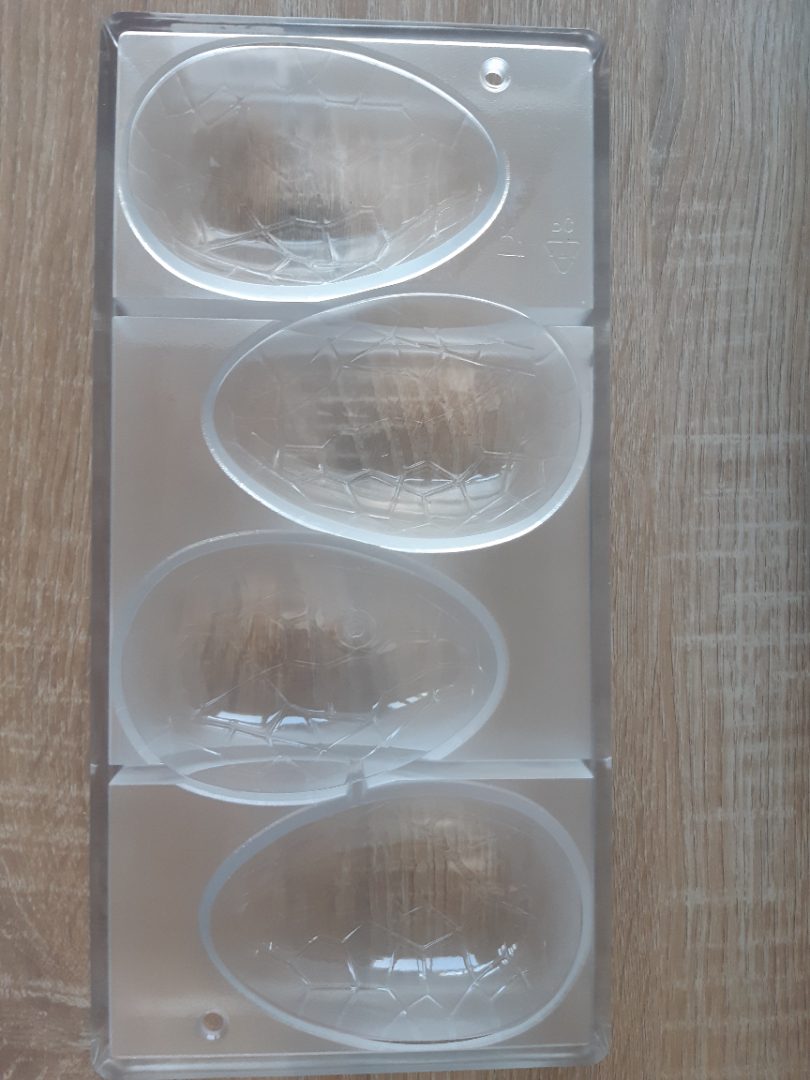 Moule oeuf chocolat craquelé 4pcs Deco Relief : photo 2 sur 2 du produit rappelé le 10/08/2023
