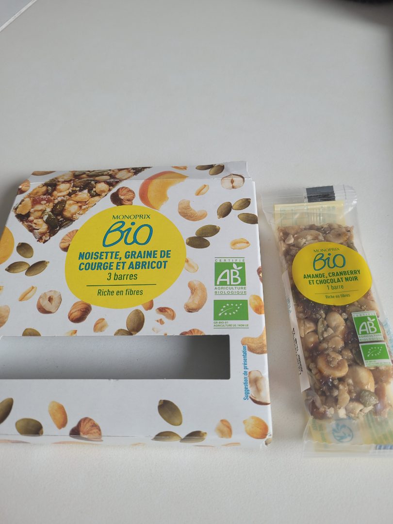 Noisette, graines de courge et abricot 3 barres Monoprix BIO : photo du produit rappelé le 22/08/2023