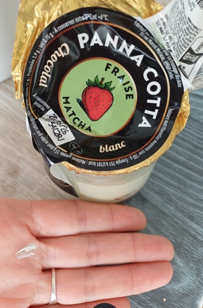 Panna cotta fraise matcha : photo du produit rappelé le 08/06/2026
