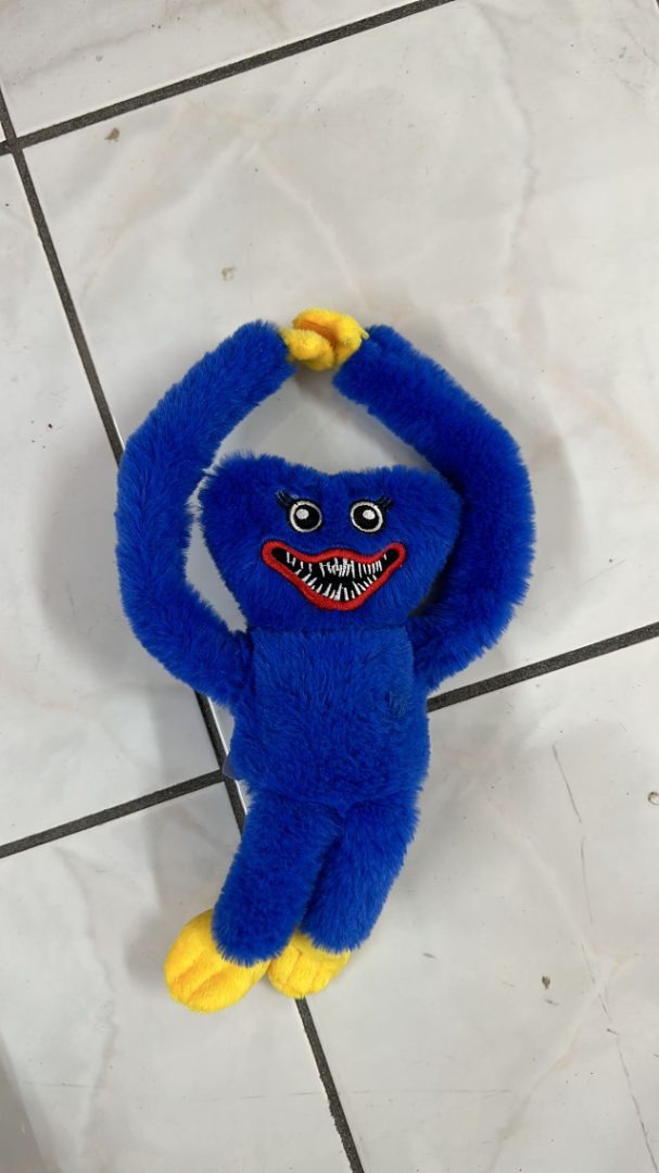 Peluche huggy wuggy musical : photo du produit rappelé le 02/08/2024