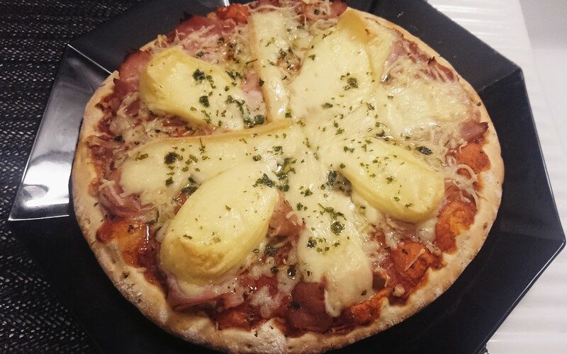 Pizza mozzarella raclette Rotisserie Centre E Leclerc de Gouesnou : photo du produit rappelé le 28/08/2023