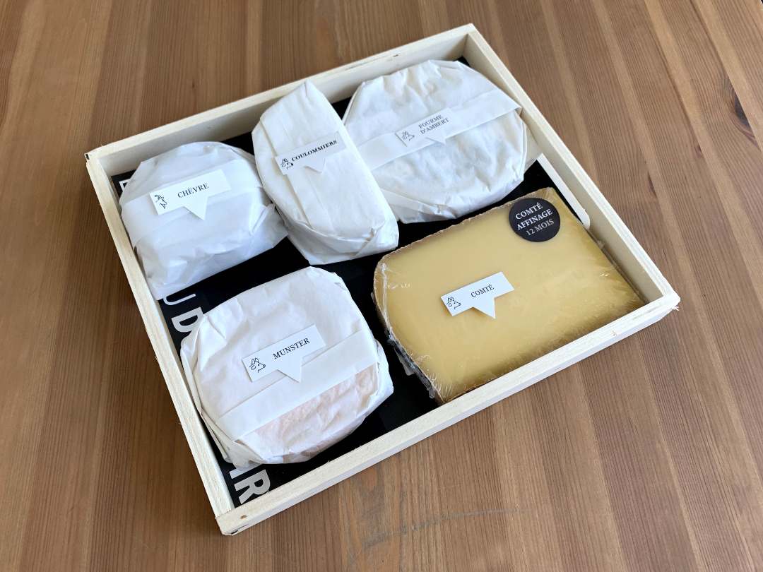 Plateau 5 fromages Sans Marque Vendu par Metro : photo du produit rappelé le 04/04/2022