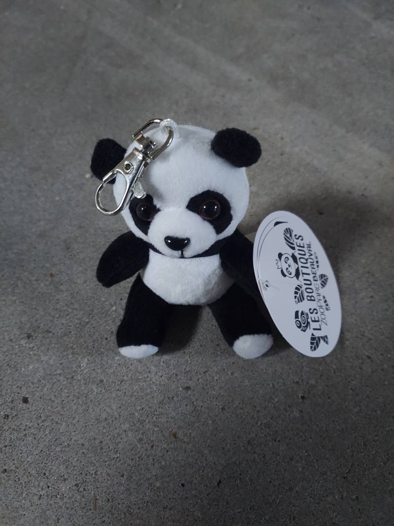 Porte cle peluche panda realiste Zooparc de Beauval : photo du produit rappelé le 28/03/2024