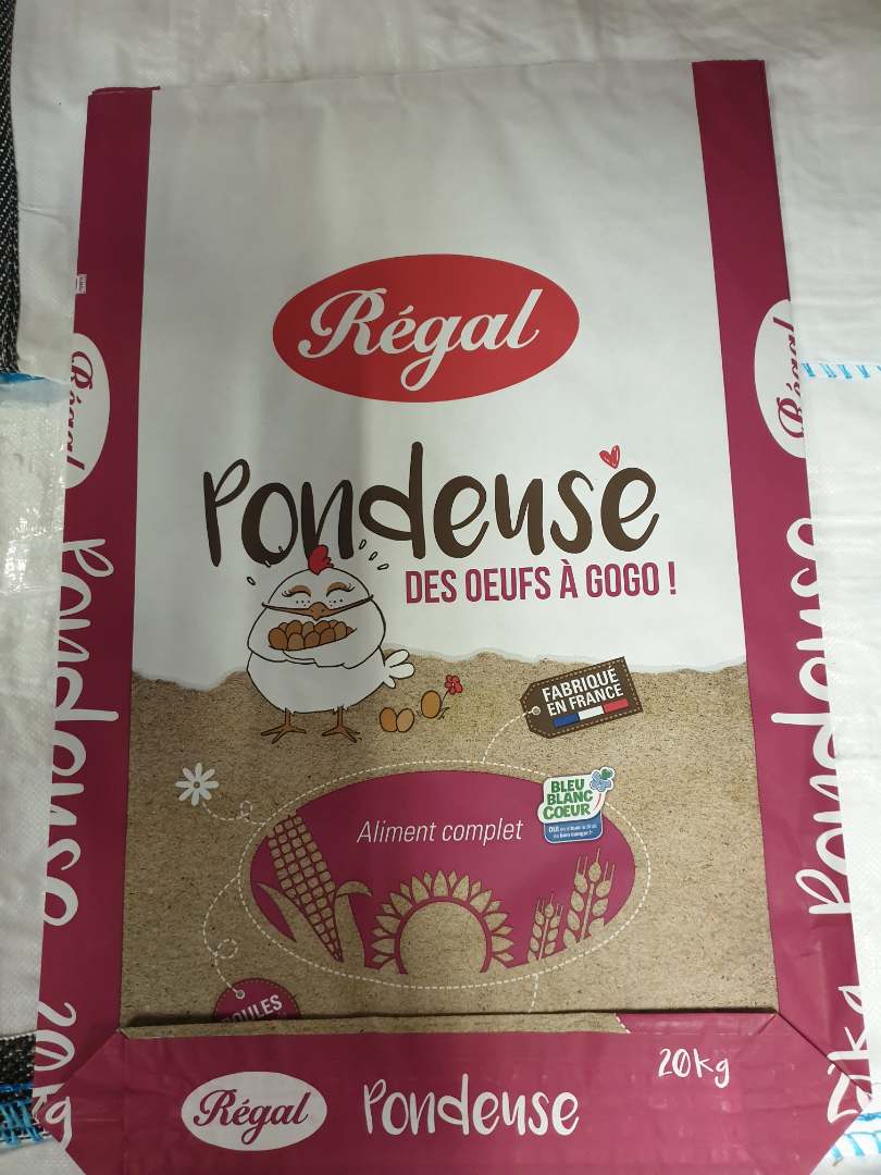 Poule pondeuse complet regal : photo du produit rappelé le 20/10/2023