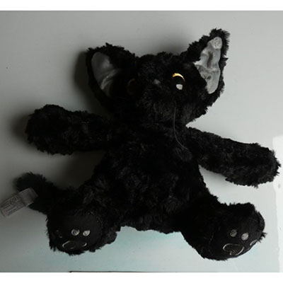Poupée en peluche chat noir bouclé de 30 cm/11,8 pouces jouet souple : photo du produit rappelé le 07/04/2026