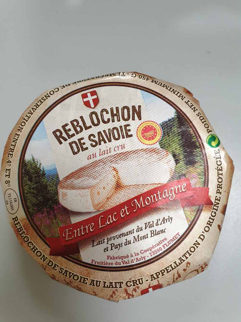 Reblochons de savoie AOP Coopérative du Val d'Arly, Dent du Chat, Metro : photo du produit rappelé le 09/08/2021