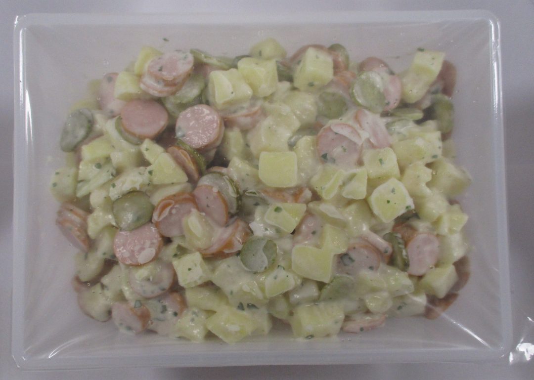 Salade strasbourgeoise vendue à la coupe au rayon Producteurs & Commerçants : photo du produit rappelé le 09/06/2022