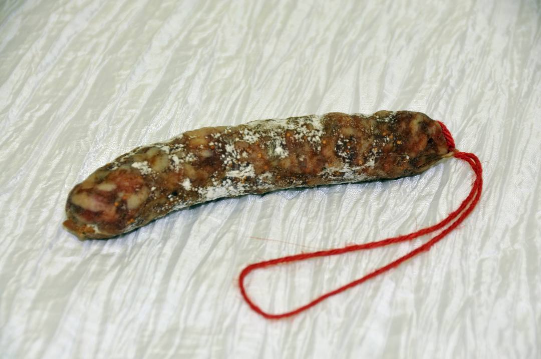 Saucisse sèche aux olives poivrons, ou figues Les Salaisons de Meillonnas : photo 4 sur 5 du produit rappelé le 06/09/2021