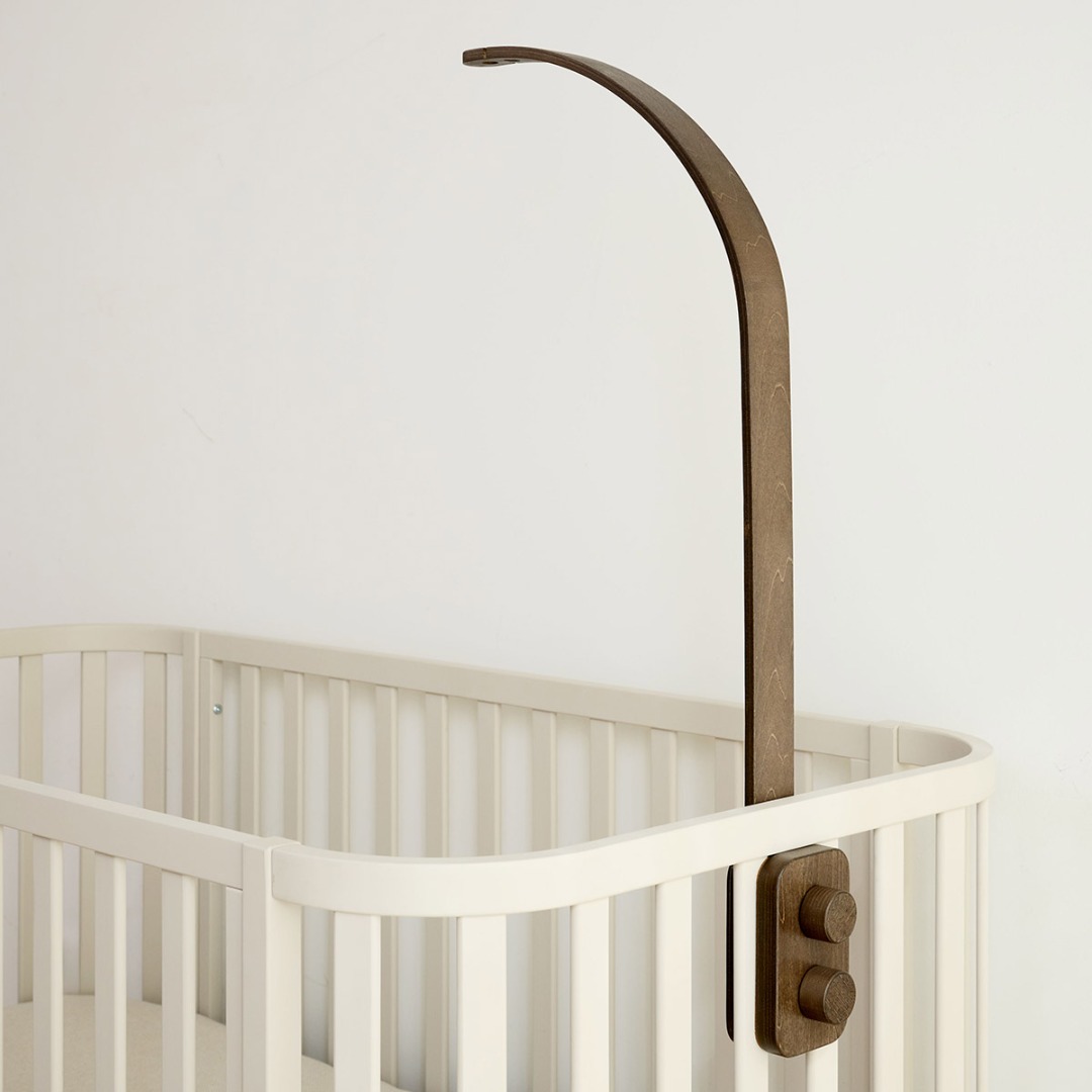 Support de mobile berceau bébé en bois Petite Amélie : photo du produit rappelé le 17/10/2026