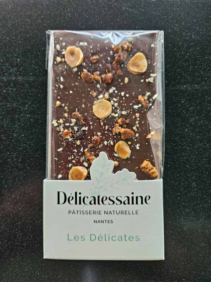 Tablette de chocolat noir aux fleurs de pois papillons Les Délicates : photo du produit rappelé le 20/04/2023