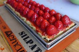 Tartelette fraise rectangulaire Leclerc Houtaud Patisserie Traditionnelle : photo du produit rappelé le 16/06/2022