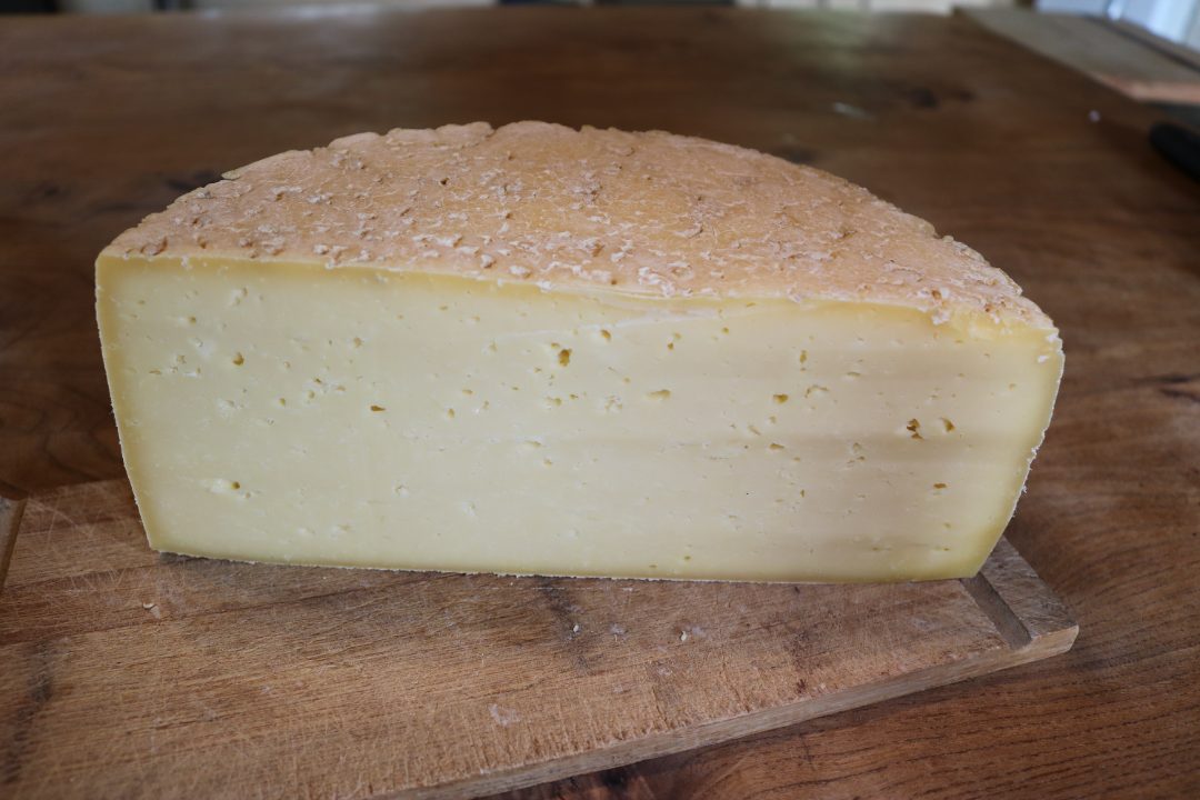 Tomme de vache crue Fromagerie de Deux'main : photo du produit rappelé le 23/08/2024