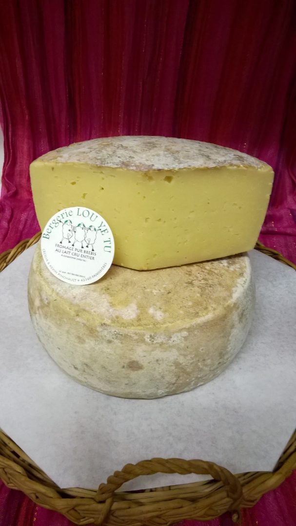 Tomme nature - tomme au piment espelette - bleu Bergerie Lou Ye Tu : photo 3 sur 3 du produit rappelé le 05/04/2022