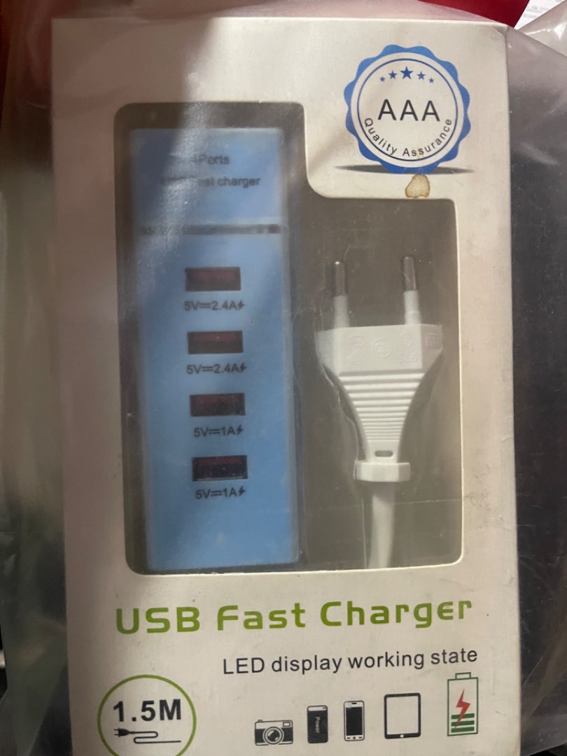 Usb fast charger : photo du produit rappelé le 01/08/2023